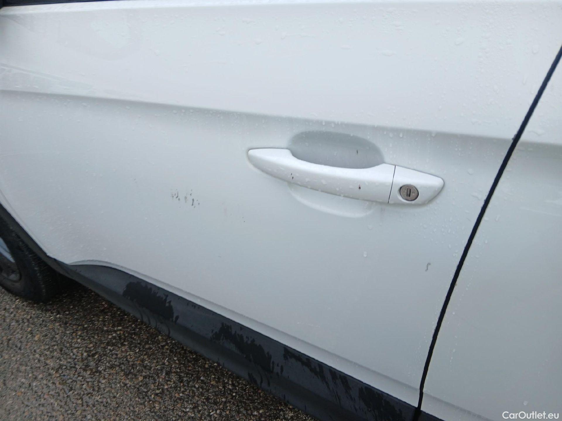  Opel   Grandland X OPEL Grandland / 2021 / 5P / todoterreno 1.5 CDTi Business Edition Auto #9