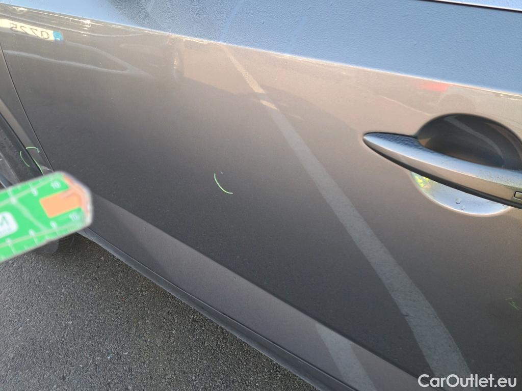  Nissan  Qashqai NISSAN  / 2021 / 5P / todoterreno DIG-T 116kW (158CV) mHEV Xtronic Acenta (AC) #29