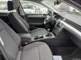  Volkswagen  Passat VOLKSWAGEN  / 2019 / 5P / familiar Variant Business 2.0 TDI 110kW #6