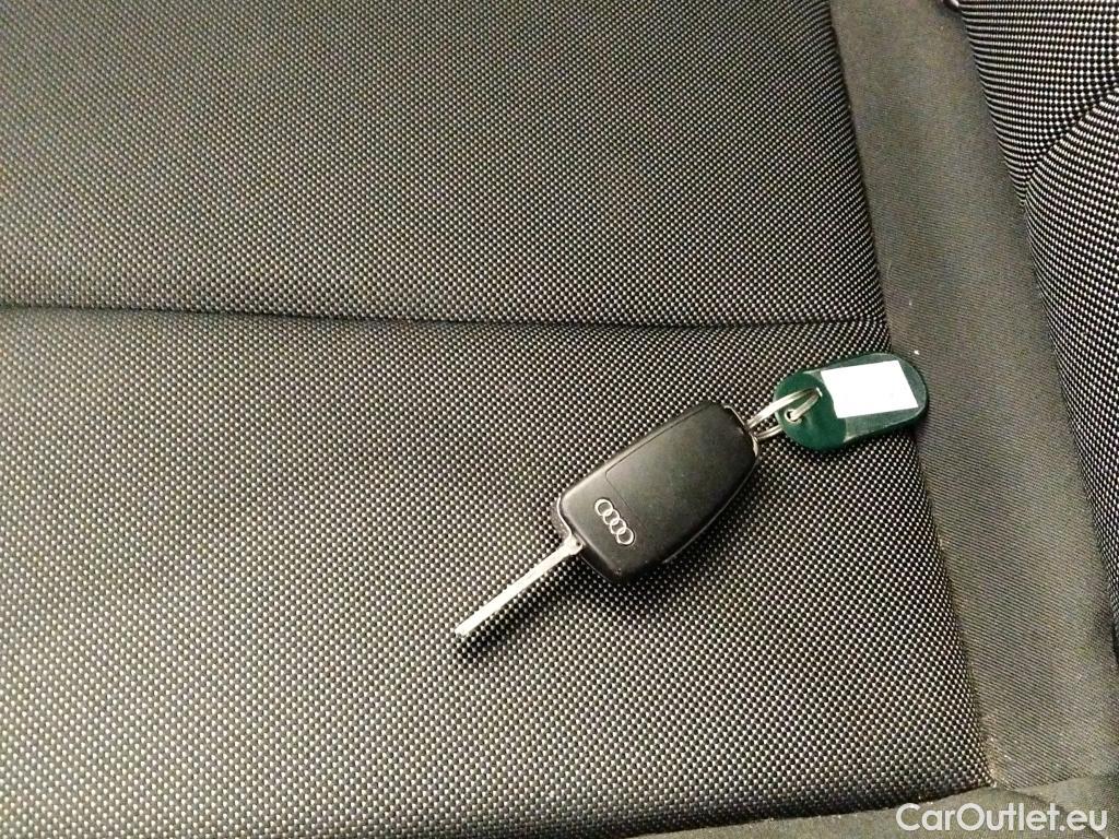  Audi  Q2 AUDI  / 2020 / 5P / todoterreno Advanced 35 TFSI 110kW (150CV) S tronic (AC) #1