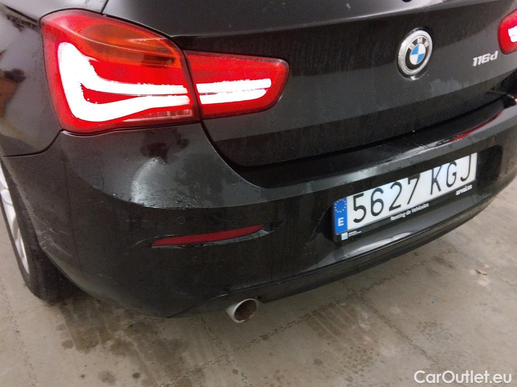  Bmw  Serie 1 BMW  5p 2G berlina con portón 116d #18