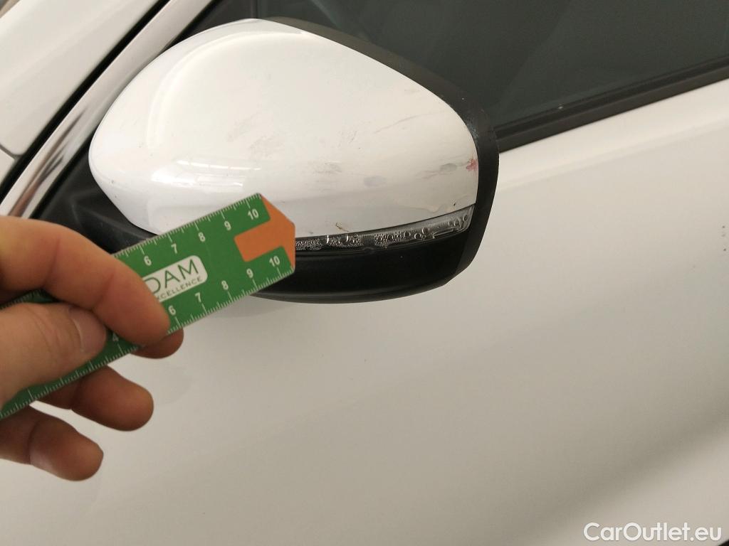  Ford  Kuga FORD  / 2019 / 5P / todoterreno Titanium 2.5 Duratec FHEV 140kW Auto #18