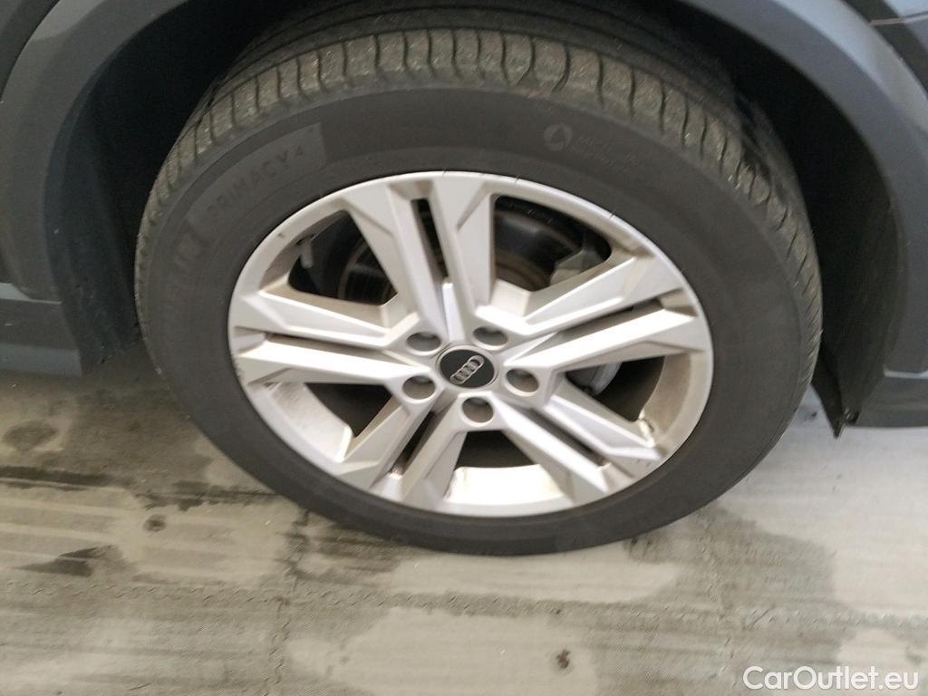  Audi  Q2 AUDI  / 2020 / 5P / todoterreno Advanced 35 TFSI 110kW (150CV) S tronic (AC) #7