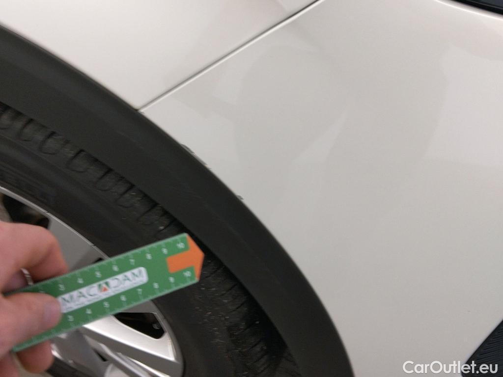  Peugeot  3008 PEUGEOT  / 2020 / 5P / todoterreno 1.5 BlueHDi 96kW (130CV) S&S Active Pack #14