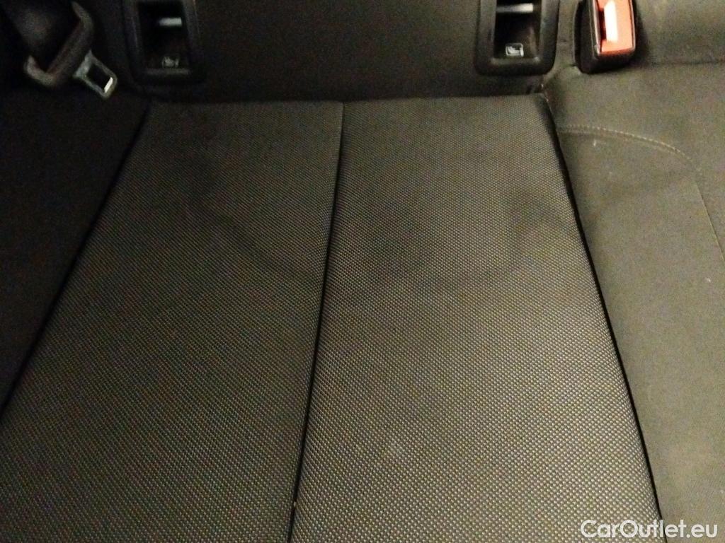  Audi  Q2 AUDI  / 2020 / 5P / todoterreno Advanced 30 TDI 85kW (116CV) #4