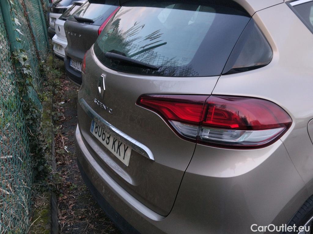  Renault  Scenic RENAULT Scénic / 2016 / 5P / monovolumen compacto Zen Energy dCi 96kW (130CV) #16