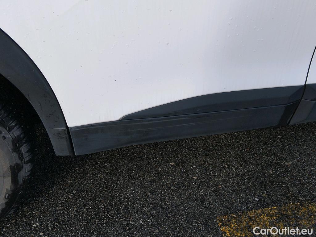  Peugeot  2008  Active Pack 1.5 HDi 110CV MT6 E6d #9