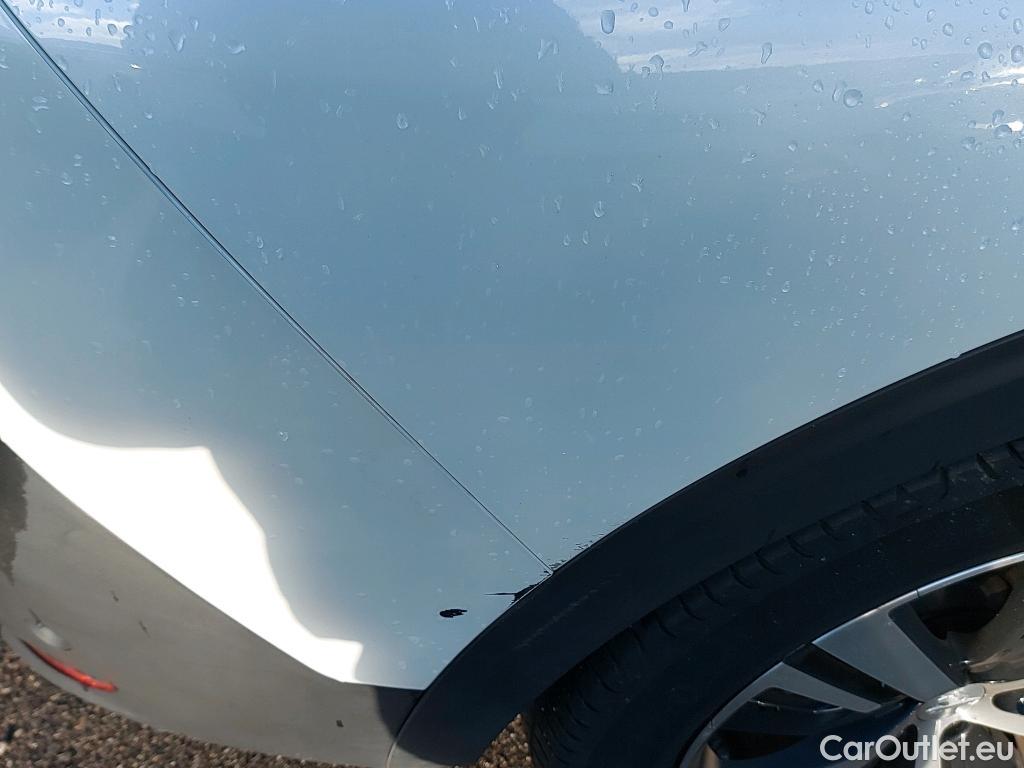  Peugeot  5008 PEUGEOT  / 2020 / 5P / todoterreno 1.5 BlueHDi 96kW S&S GT EAT8 #19