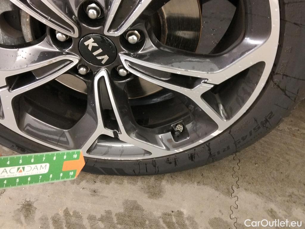  KIA  Sportage KIA  / 2018 / 5P / todoterreno 1.6 T-GDi GT Line Xtreme 130kW DCT 4x4 #2