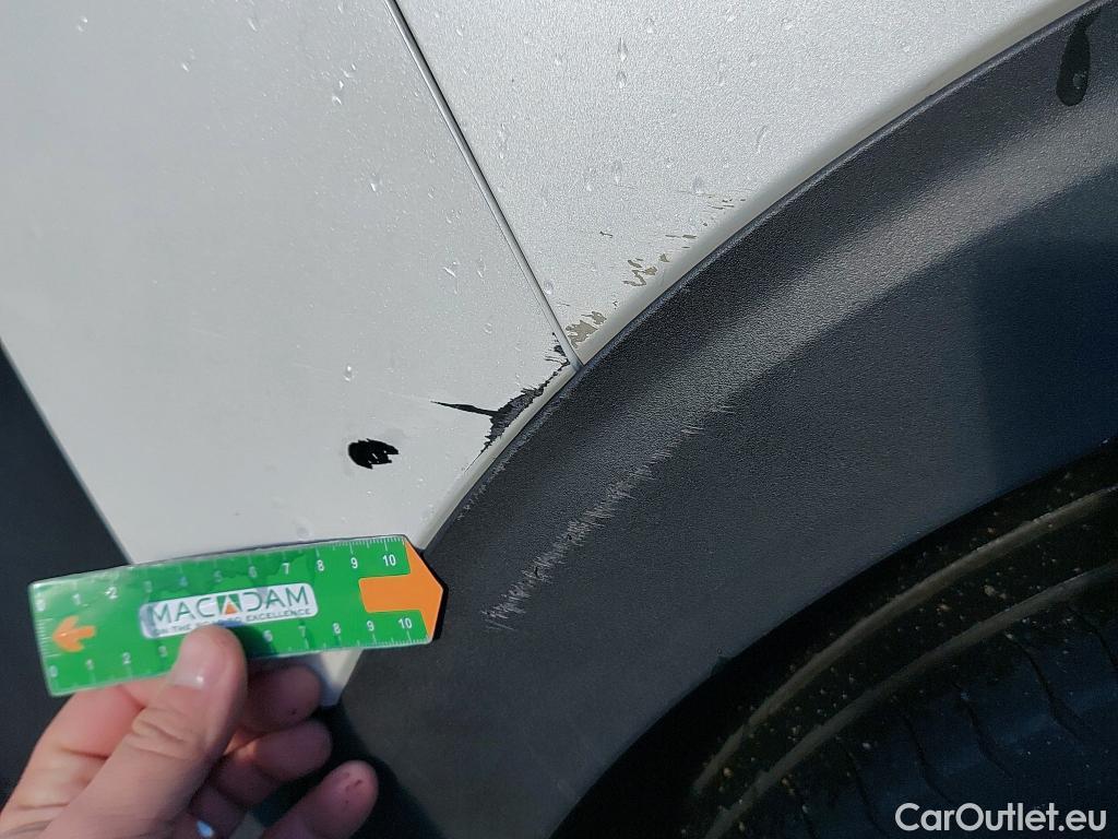  Peugeot  5008 PEUGEOT  / 2020 / 5P / todoterreno 1.5 BlueHDi 96kW S&S GT EAT8 #23