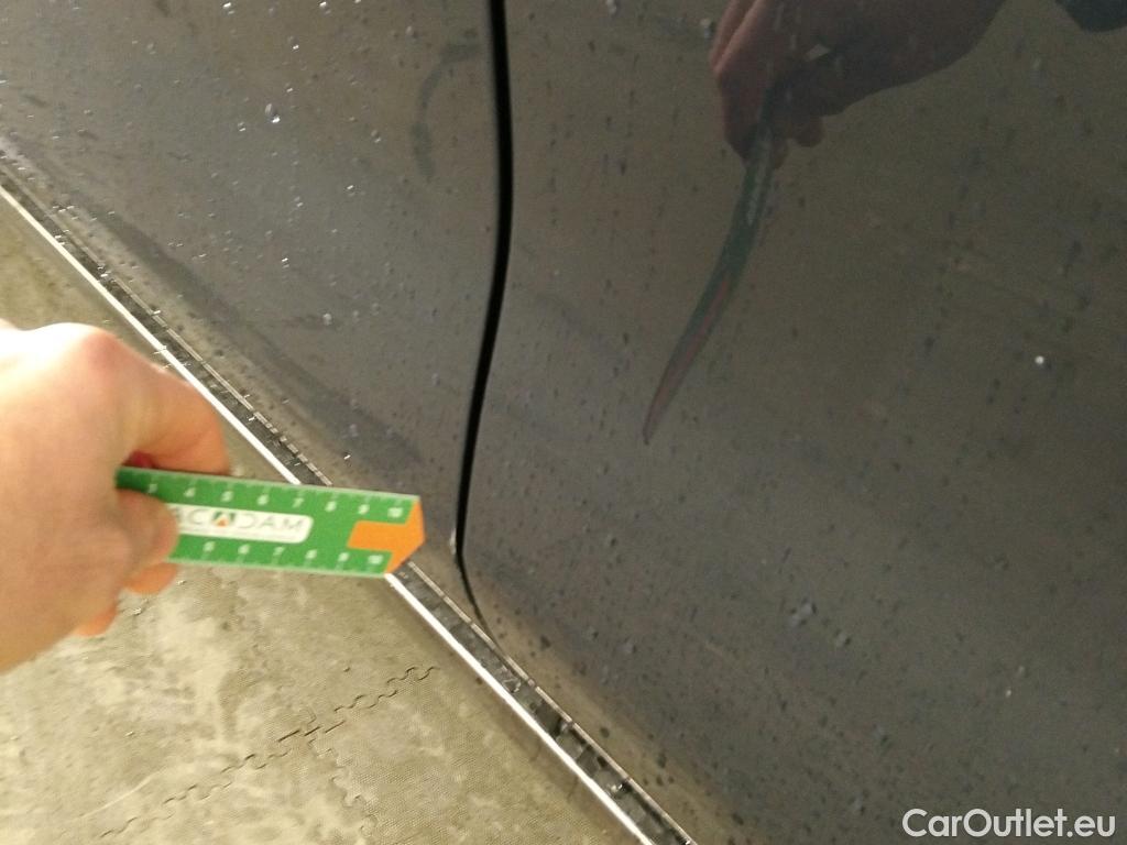  KIA  Sportage KIA  / 2018 / 5P / todoterreno 1.6 T-GDi GT Line Xtreme 130kW DCT 4x4 #20