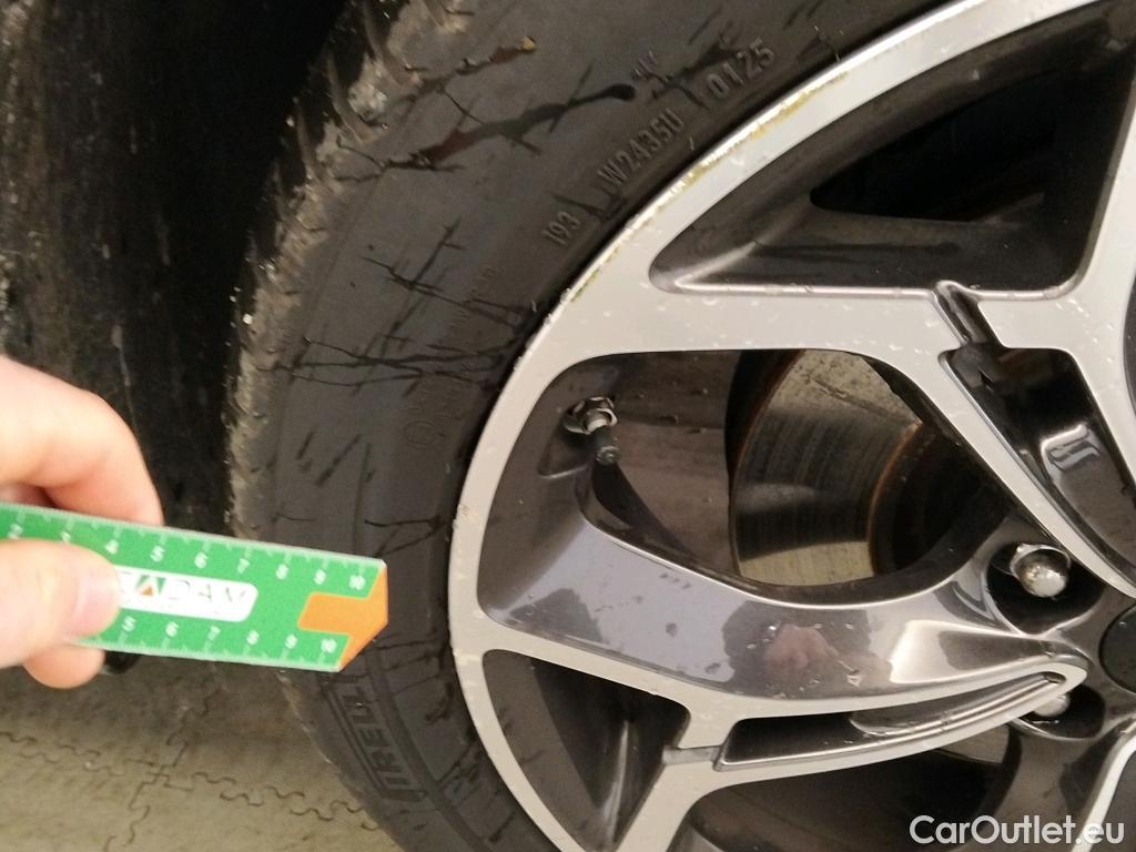  KIA  Sportage KIA  / 2018 / 5P / todoterreno 1.6 T-GDi GT Line Xtreme 130kW DCT 4x4 #24