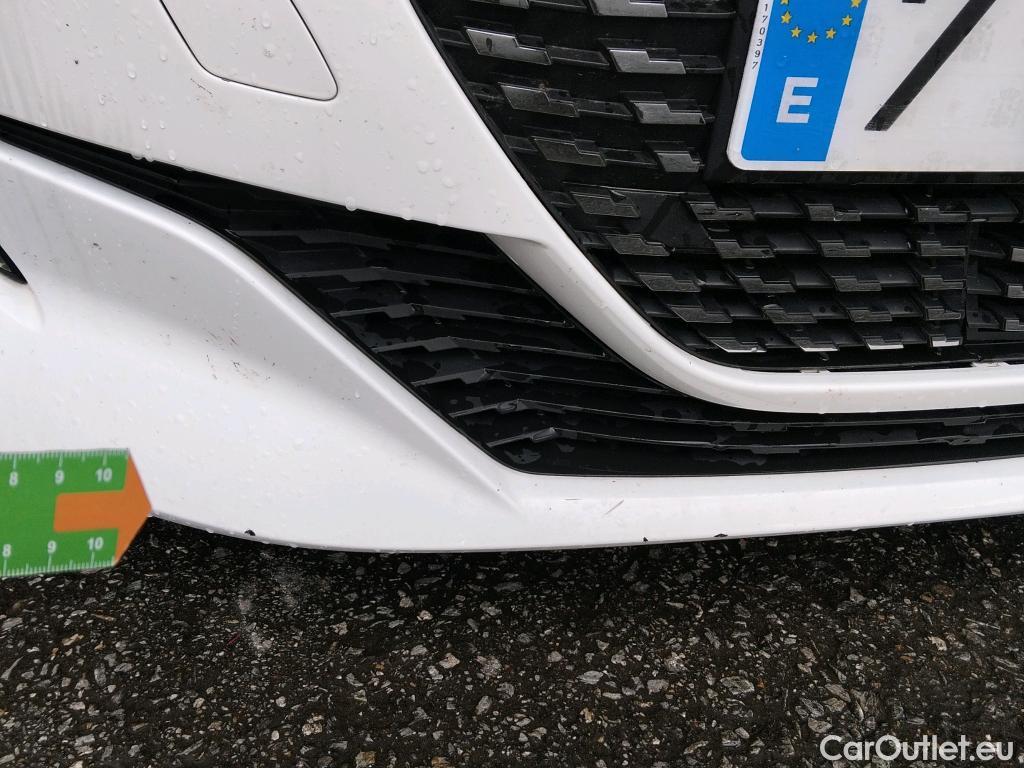  Peugeot  208 PEUGEOT  / 2019 / 5P / berlina con portón BlueHDi 73kW (100CV) Allure #8