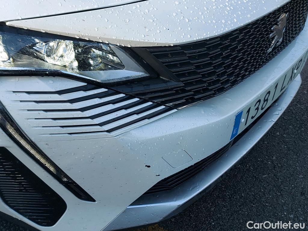  Peugeot  5008 PEUGEOT  / 2020 / 5P / todoterreno 1.5 BlueHDi 96kW S&S GT EAT8 #5