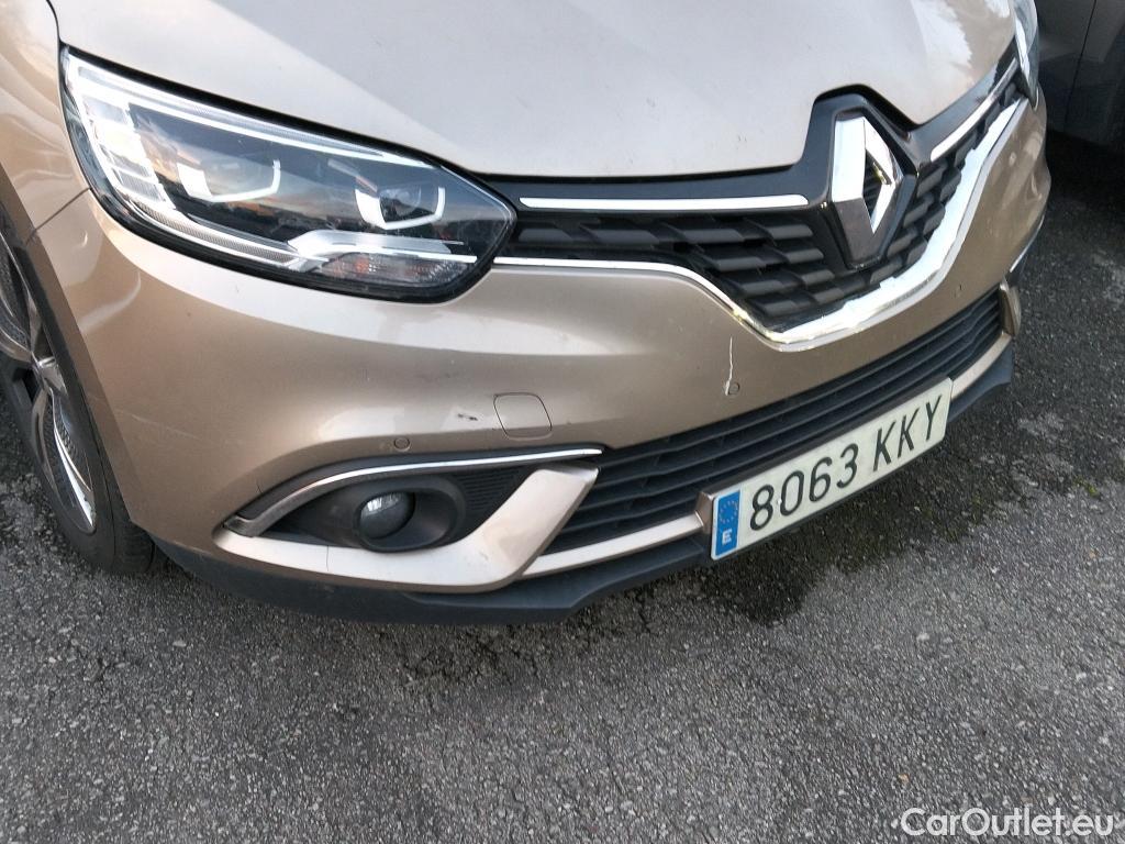  Renault  Scenic RENAULT Scénic / 2016 / 5P / monovolumen compacto Zen Energy dCi 96kW (130CV) #9