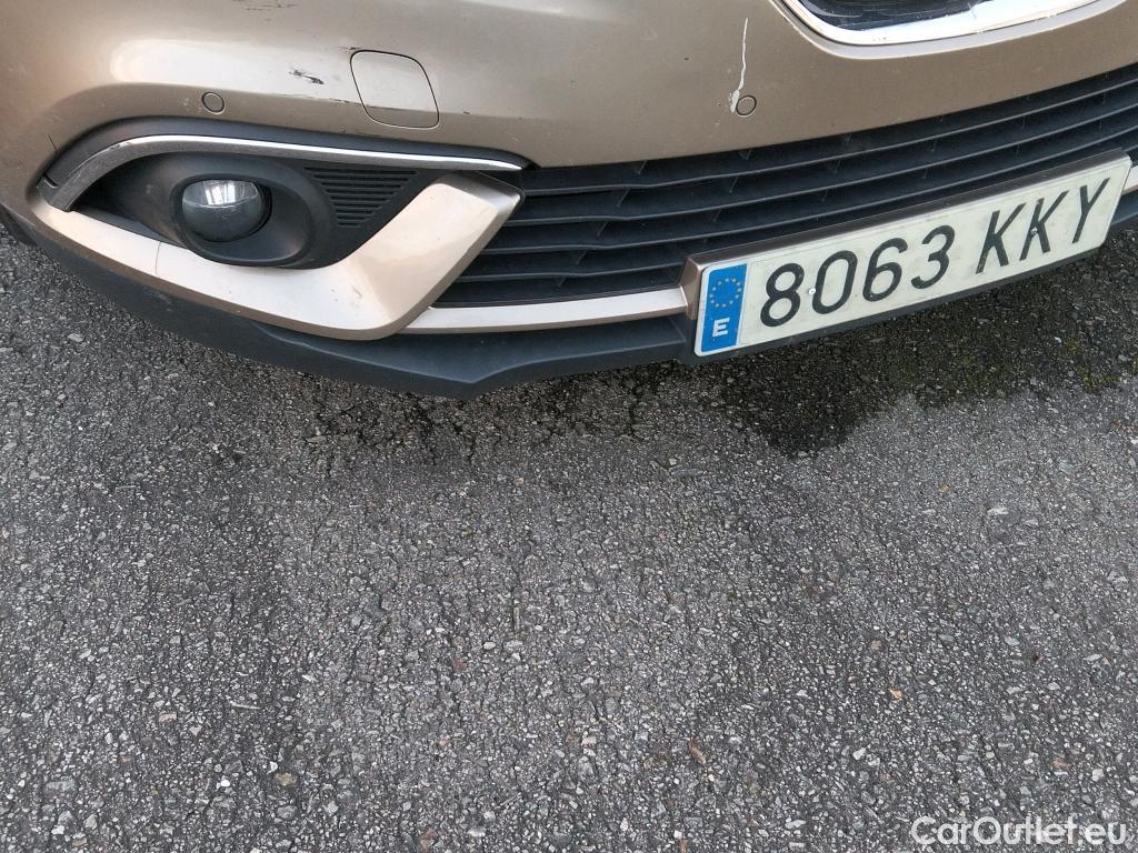  Renault  Scenic RENAULT Scénic / 2016 / 5P / monovolumen compacto Zen Energy dCi 96kW (130CV) #37