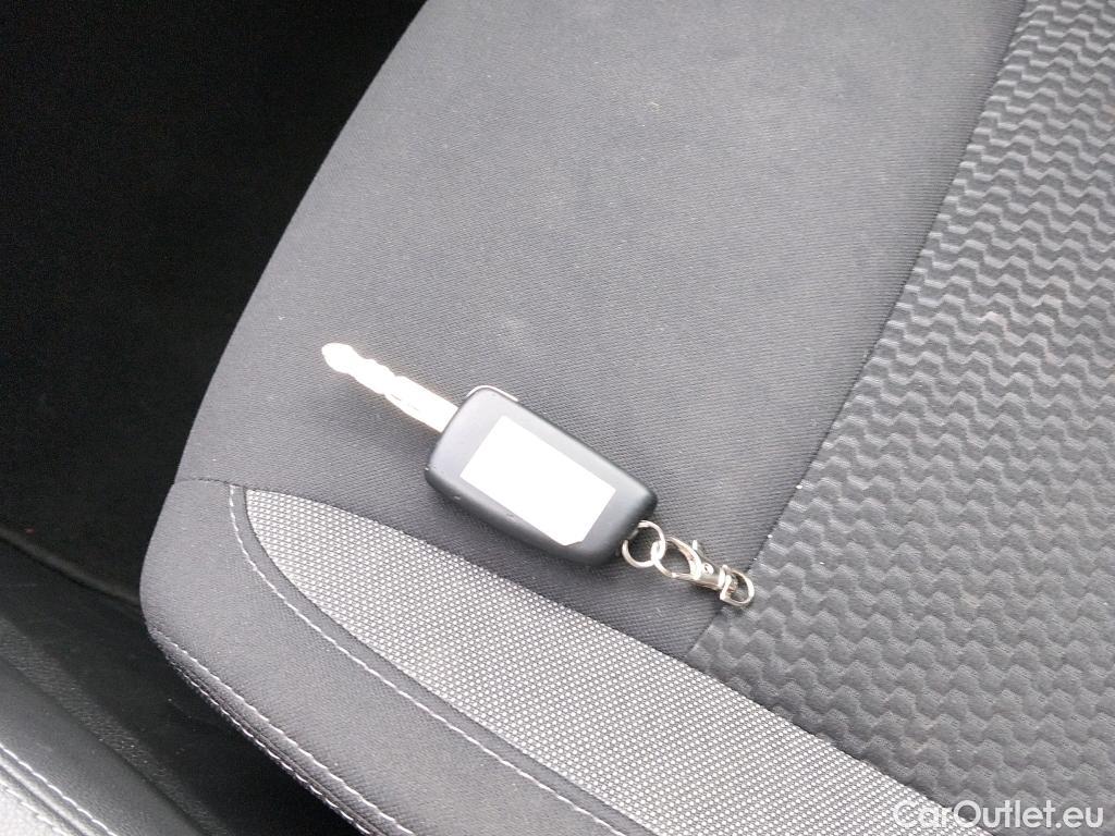  Nissan  Qashqai NISSAN  / 2017 / 5P / todoterreno dCi 85 kW (115 CV) E6D ACENTA #1