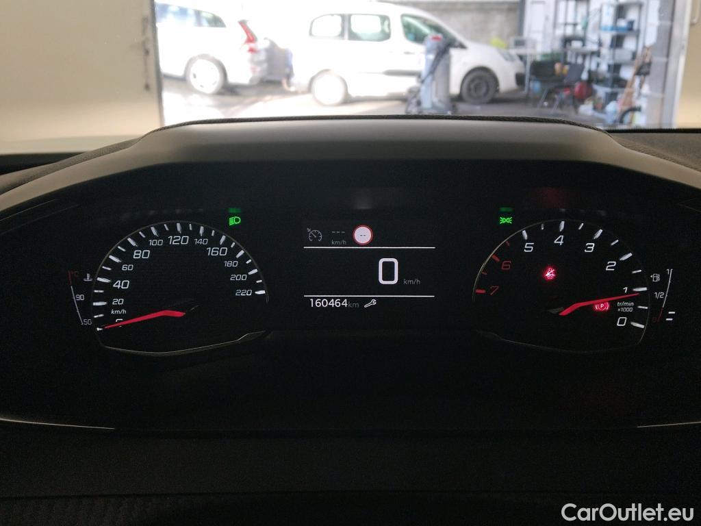  Peugeot  2008  Active Pack 1.2 PureTech 100CV MT6 E6d #5