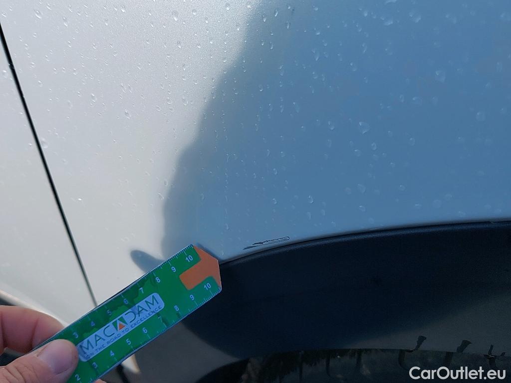  Peugeot  5008 PEUGEOT  / 2020 / 5P / todoterreno 1.5 BlueHDi 96kW S&S GT EAT8 #11