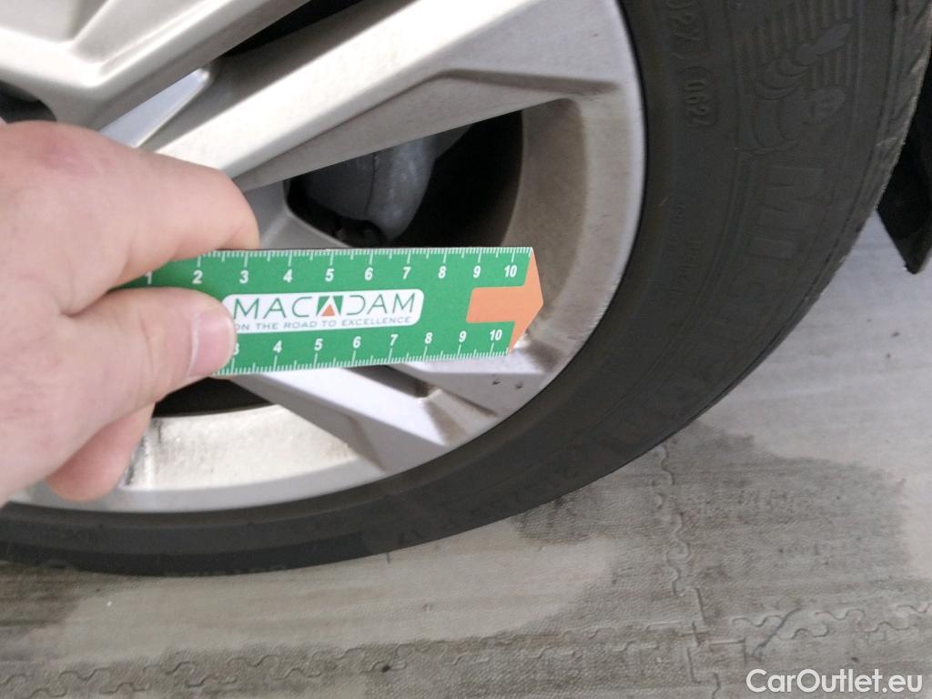  Audi  Q2 AUDI  / 2020 / 5P / todoterreno Advanced 35 TFSI 110kW (150CV) S tronic (AC) #8