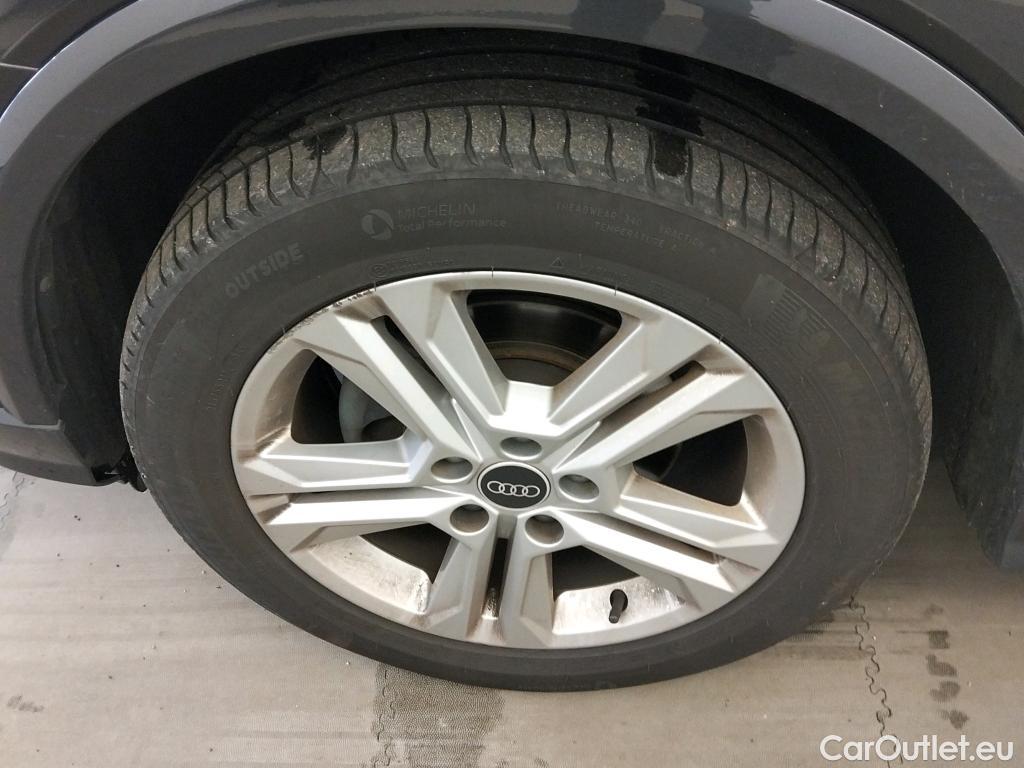  Audi  Q2 AUDI  / 2020 / 5P / todoterreno Advanced 35 TFSI 110kW (150CV) S tronic (AC) #5