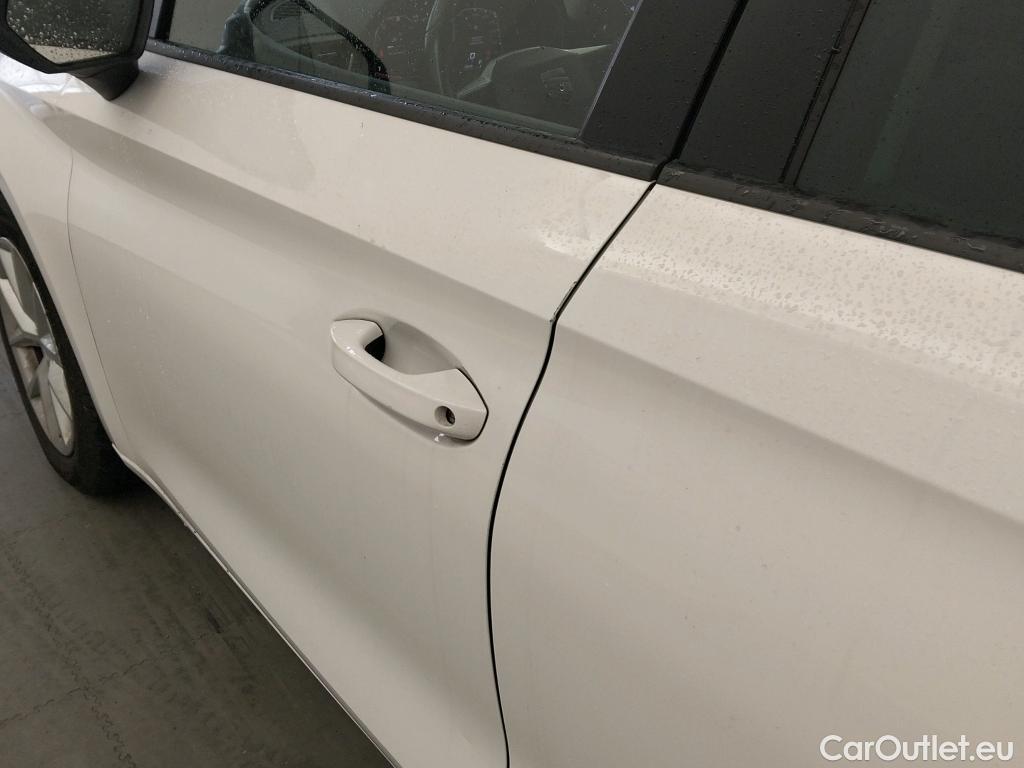  Seat  Leon SEAT Nuevo León / 2020 / 5P / familiar SP 2.0 TDI 85kW Style Go(SP) #24