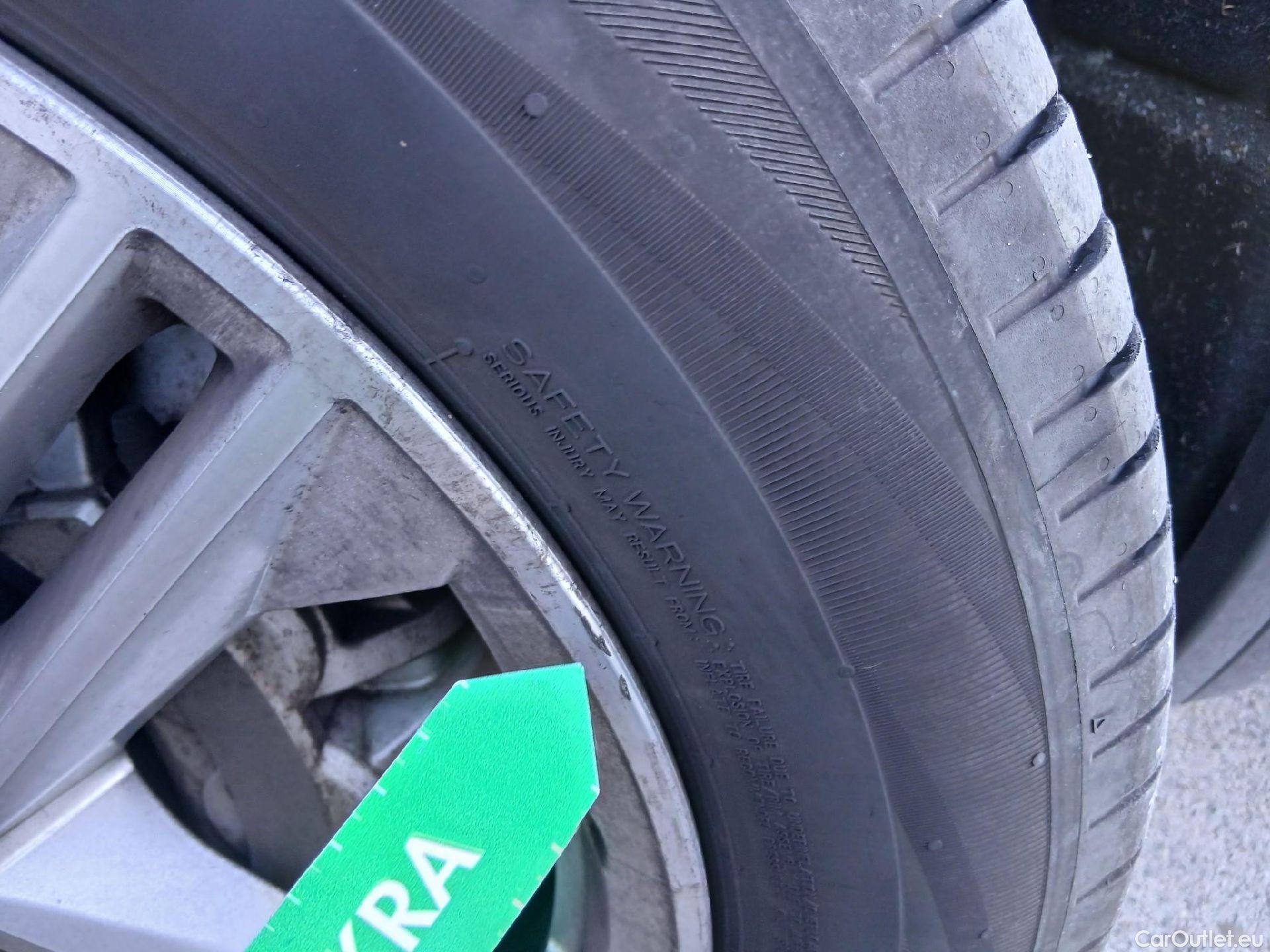  Audi  Q5 AUDI  SPORTBACK / 2020 / 5P / todoterreno S line 40 TDI 150kW quattro-ultra #2