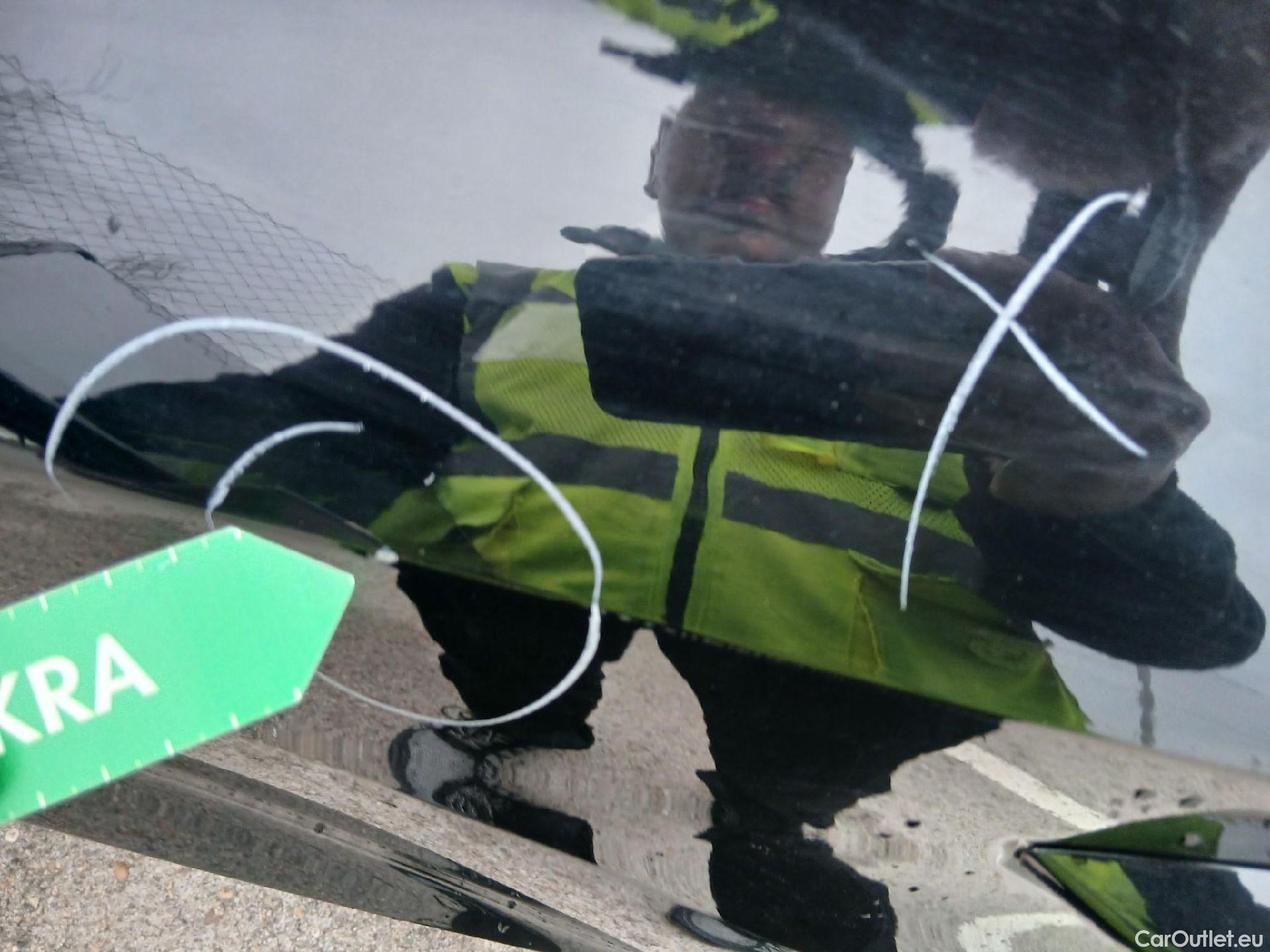  Audi  A3 AUDI  / 2020 / 5P / berlina con portón Sportback 30 TDI 85kW (116CV) #26