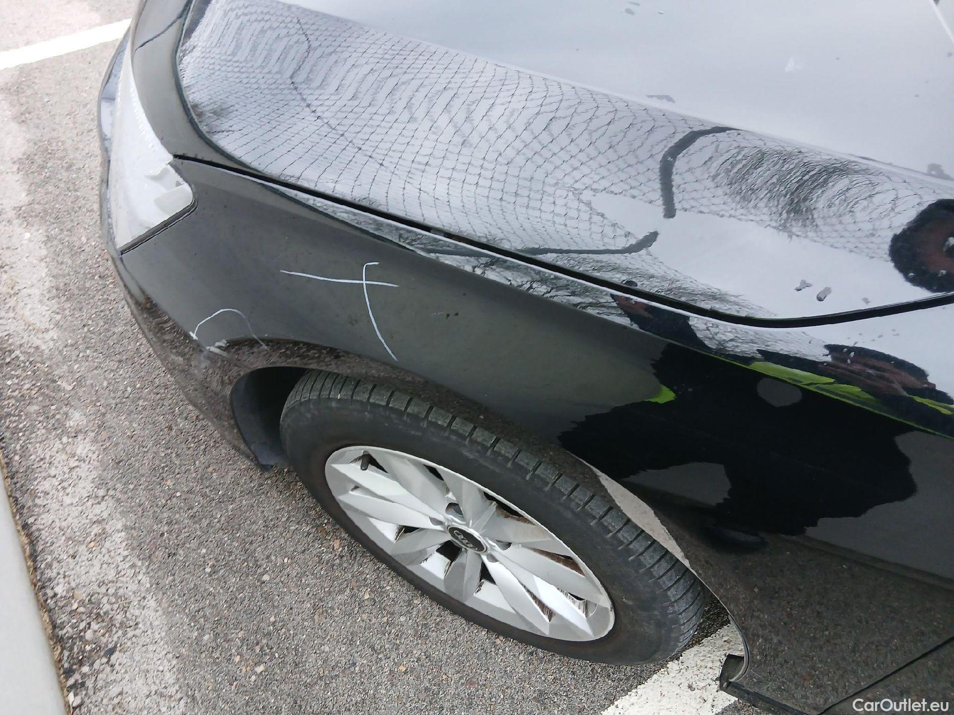  Audi  A3 AUDI  / 2020 / 5P / berlina con portón Sportback 30 TDI 85kW (116CV) #19