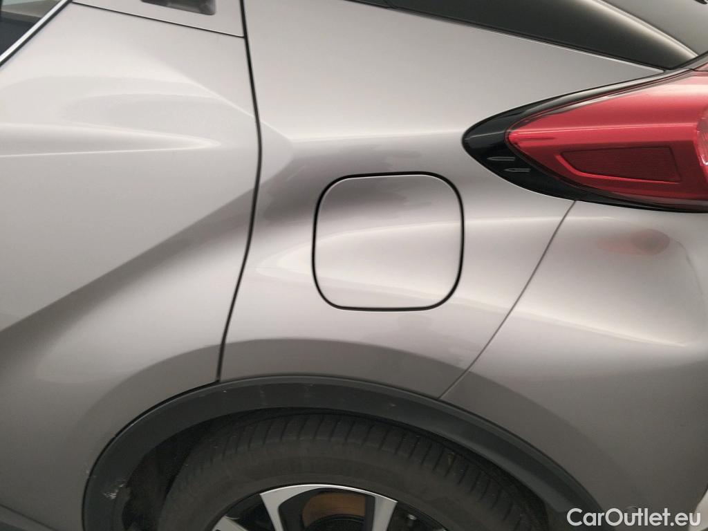  Toyota  C-HR TOYOTA  / 2016 / 5P / todoterreno 1.8 125H Advance (CX) #11