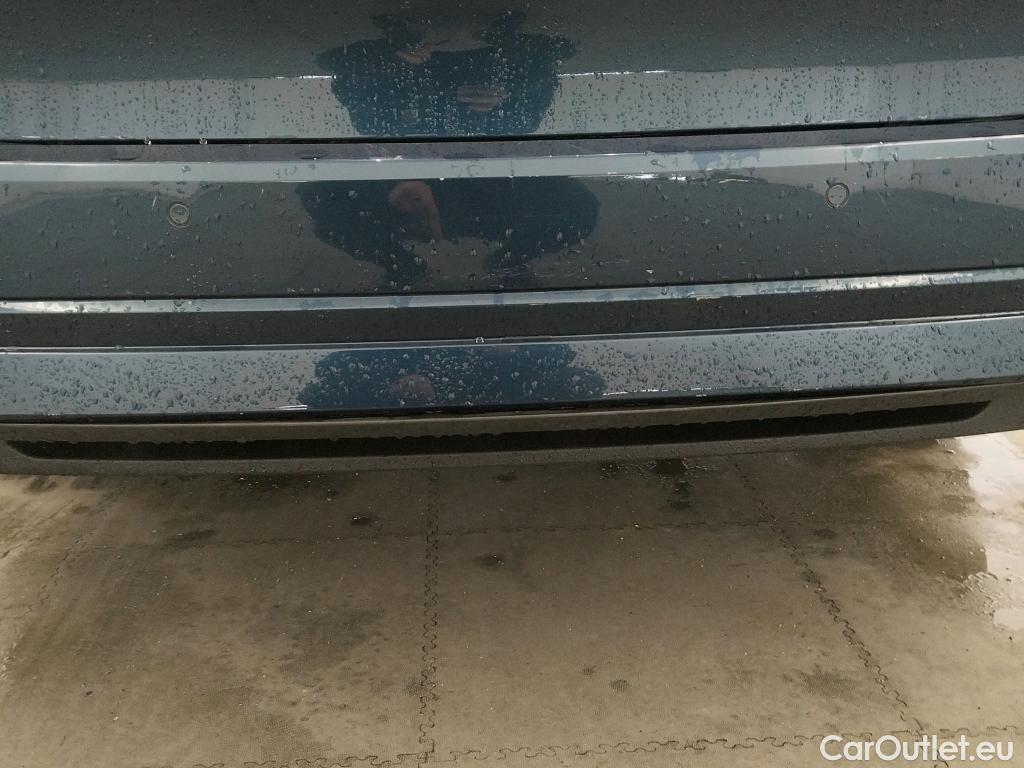  Skoda  Octavia SKODA  / 2020 / 5P / familiar Combi 2.0 TDI 110kW(150CV) DSG Ambition #16