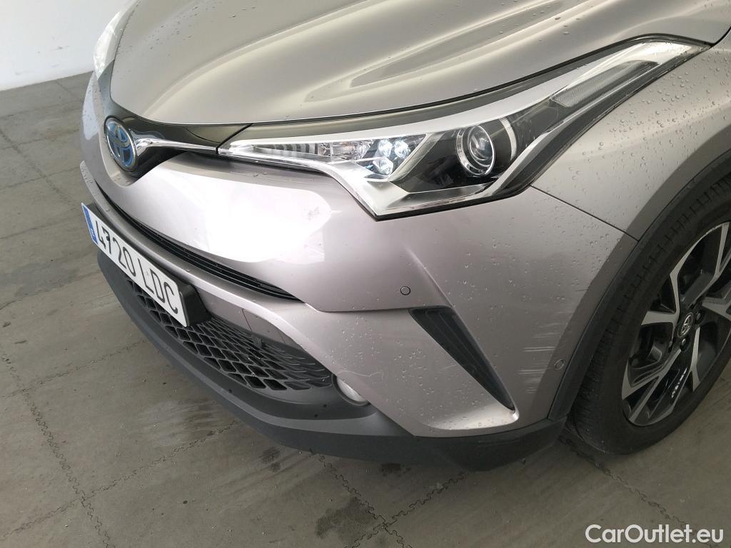  Toyota  C-HR TOYOTA  / 2016 / 5P / todoterreno 1.8 125H Advance (CX) #19