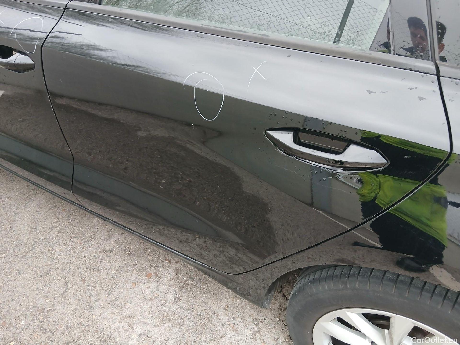  Audi  A3 AUDI  / 2020 / 5P / berlina con portón Sportback 30 TDI 85kW (116CV) #25