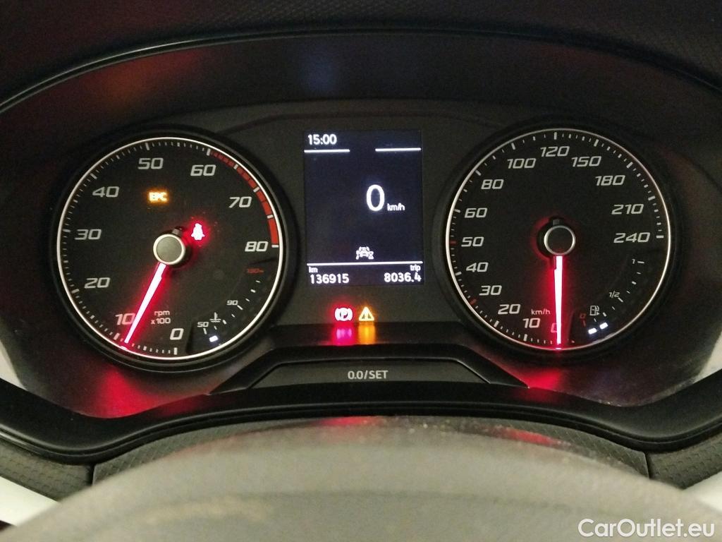  Seat  Ibiza SEAT  / 2017 / 5P / berlina con portón 1.0 MPI 59kW (80CV) Reference Plus(SP) #23