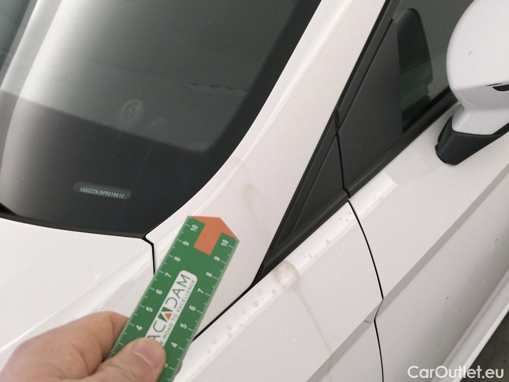  Seat  Ibiza SEAT  / 2017 / 5P / berlina con portón 1.0 MPI 59kW (80CV) Reference Plus(SP) #17