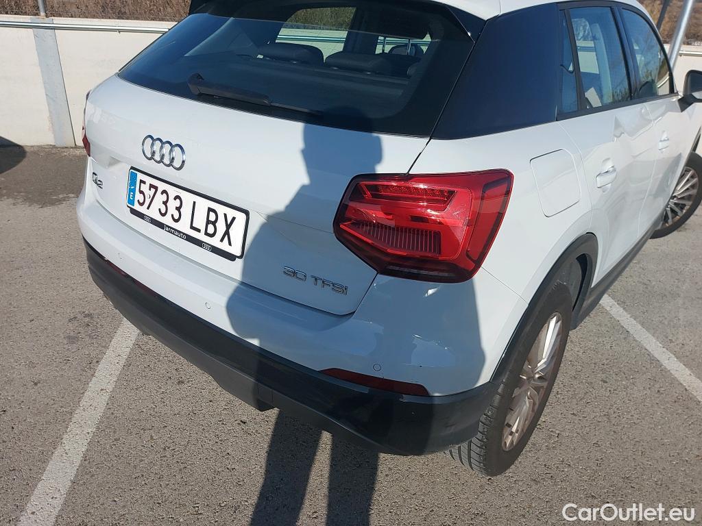  Audi  Q2 AUDI  / 2016 / 5P / todoterreno Design 30 TFSI 85kW (116CV) #3