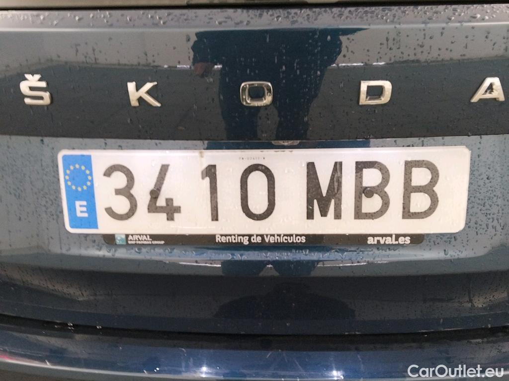  Skoda  Octavia SKODA  / 2020 / 5P / familiar Combi 2.0 TDI 110kW(150CV) DSG Ambition #14