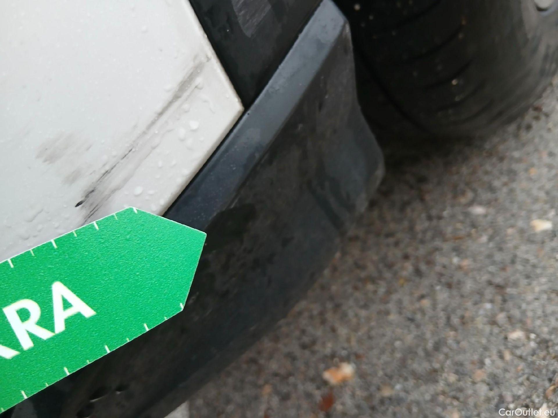  Audi  Q3 AUDI  / 2018 / 5P / todoterreno Advanced 35 TDI 110kW (150CV) S tronic (AC5) #15