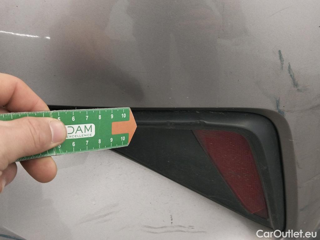  Toyota  C-HR TOYOTA  / 2016 / 5P / todoterreno 1.8 125H Advance (CX) #24