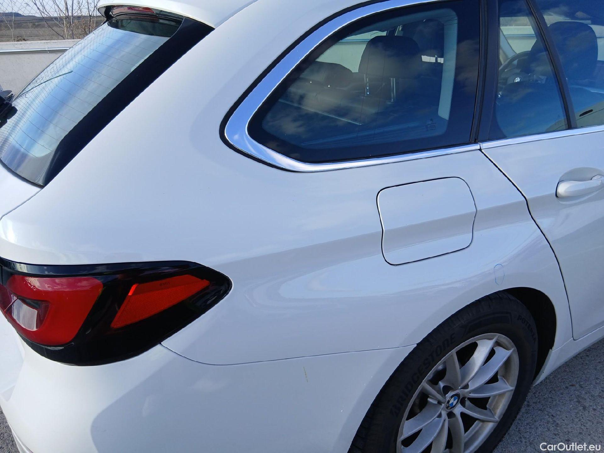  Bmw  Serie 5 BMW  / 2020 / 5P / familiar 520dA Touring #11