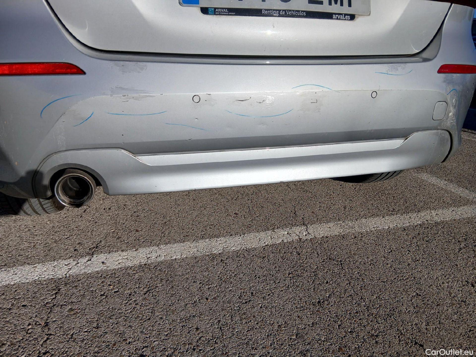  Bmw  Serie 1 BMW  / 2019 / 5P / berlina con portón 116d #13