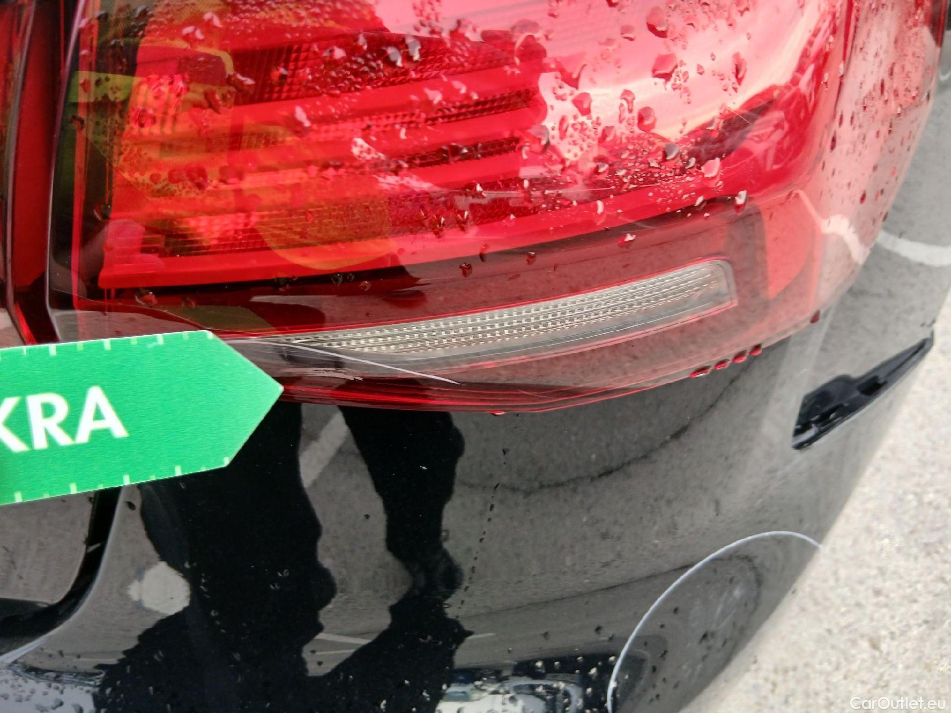  Audi  A3 AUDI  / 2020 / 5P / berlina con portón Sportback 30 TDI 85kW (116CV) #32