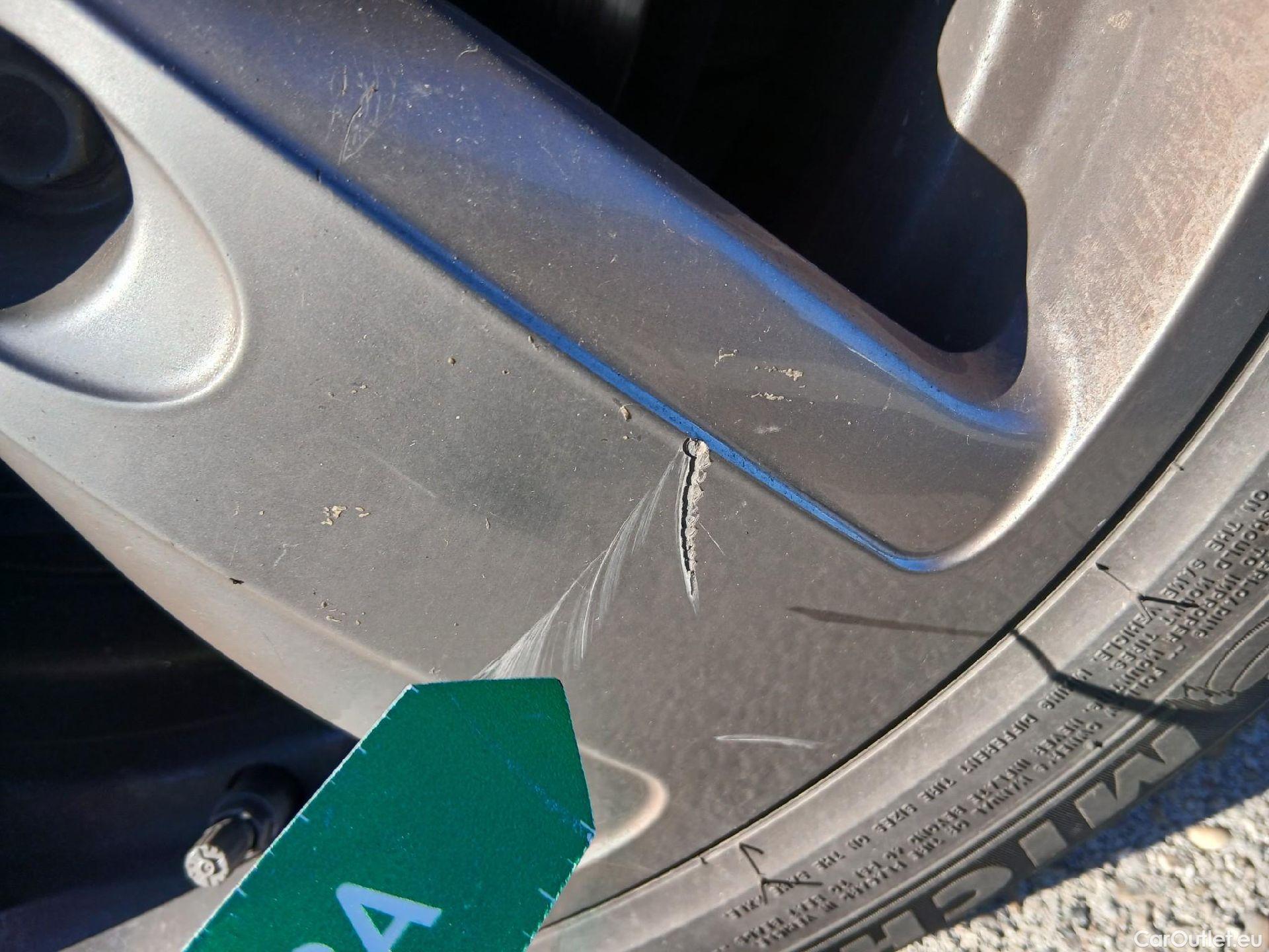  Bmw  Serie 1 BMW  / 2019 / 5P / berlina con portón 116d #22