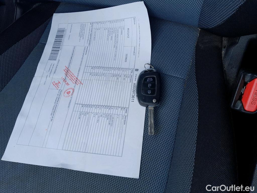  Hyundai  i20 HYUNDAI  5p 2G berlina con portón 1.4 CRDi Klass #28