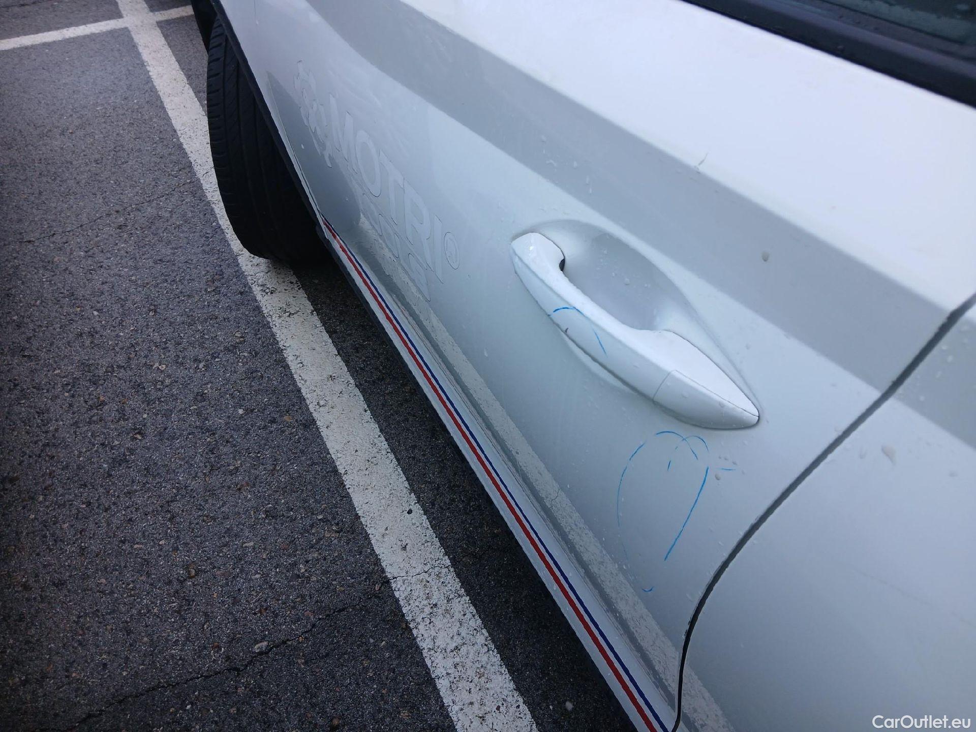  Hyundai  Bayon HYUNDAI  / 2021 / 5P / todoterreno 1.0 TGDI 74kW (100CV) Maxx #29