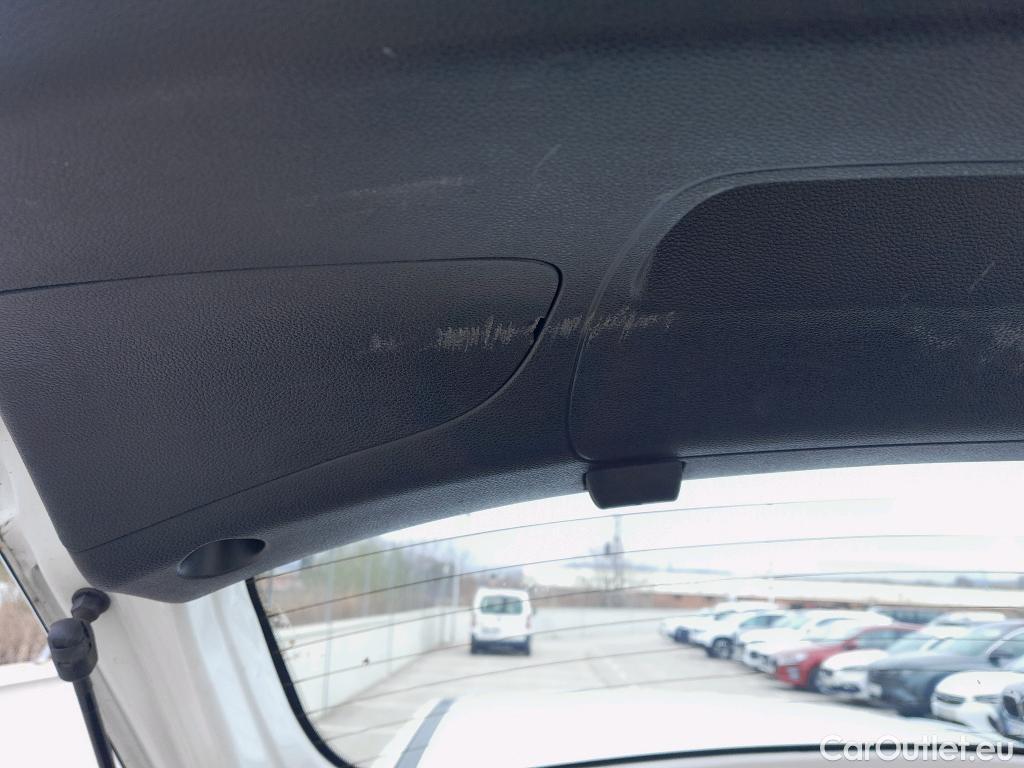  Hyundai  i20 HYUNDAI  5p 2G berlina con portón 1.4 CRDi Klass #31