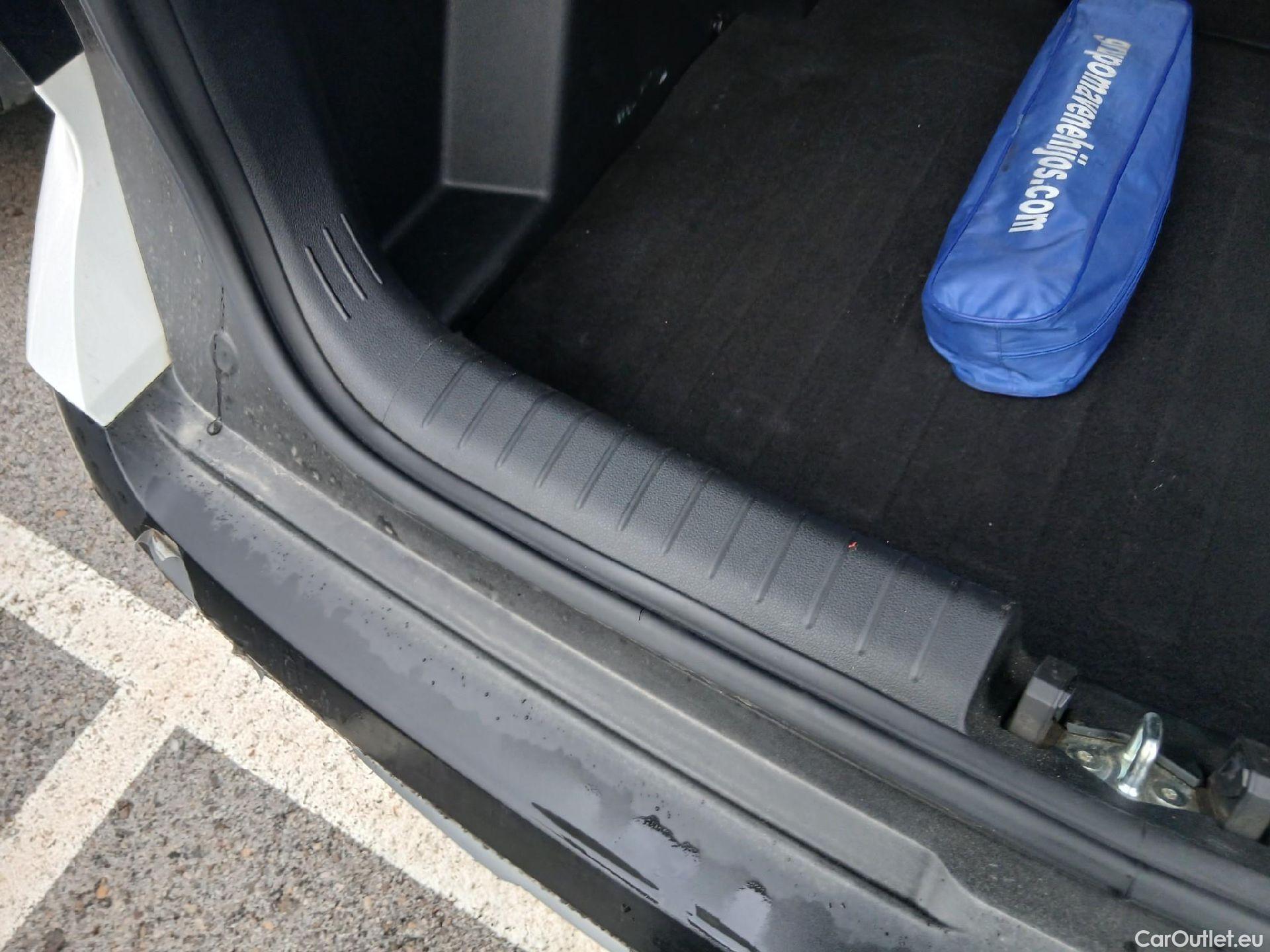  Hyundai  Bayon HYUNDAI  / 2021 / 5P / todoterreno 1.0 TGDI 74kW (100CV) Maxx #8