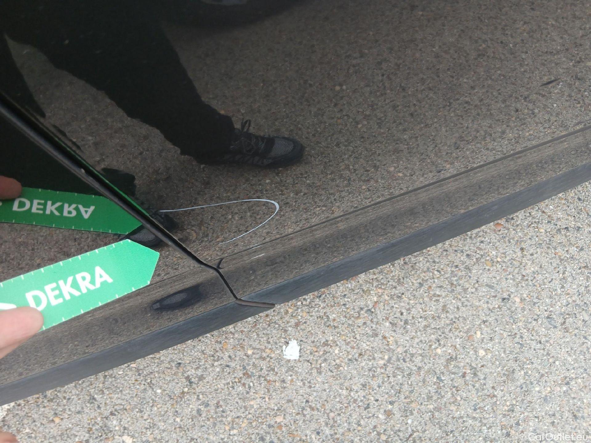  DS  DS7 DS DS 7 Crossback / 2017 / 5P / todoterreno BlueHDi DE 96kW (130CV) Auto. CHIC (AC) #38