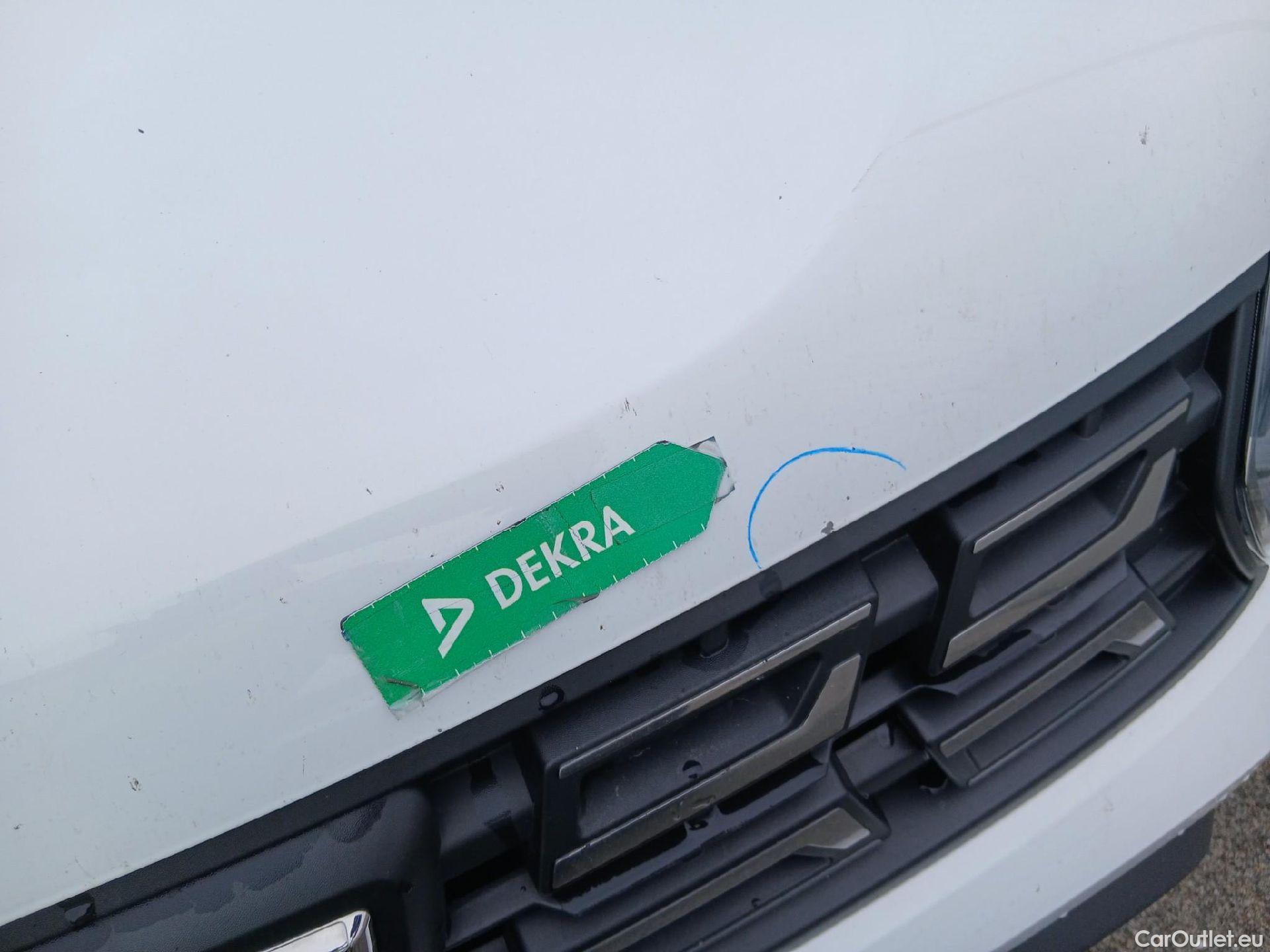  Dacia  Duster DACIA  / 2018 / 5P / todoterreno Comfort TCE 74kW(100CV) ECO-G 4X2 #9