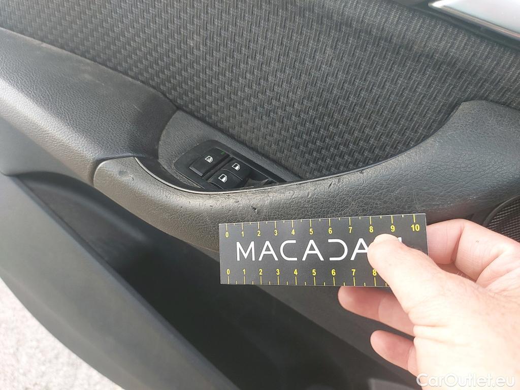  Bmw  X1 BMW  / 2015 / 5P / todoterreno sDrive18dA Business (AC) #16